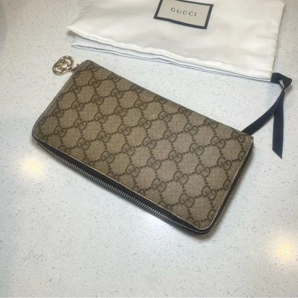 Gucci Brown Monogram Zip Wallet - Picture 5 of 14